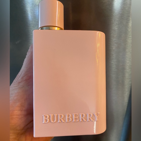 Burberry Her perfume 3.3 oz parfum spray like new - Picture 5 of 7